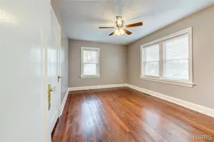 7710 St Albans Ave, Saint Louis, MO 63117 - Photo 13