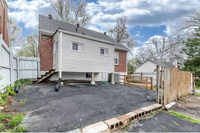 7710 Saint Albans Avenue, Saint Louis, MO 63117 - Photo 27