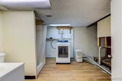 7710 Saint Albans Avenue, Saint Louis, MO 63117 - Photo 25