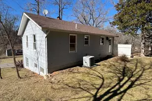 206 Hickory Ln, Eureka, MO 63025 - Photo 5