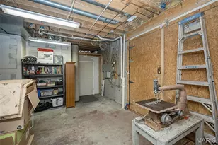 1529 Paradise Valley Dr, High Ridge, MO 63049 - Photo 55