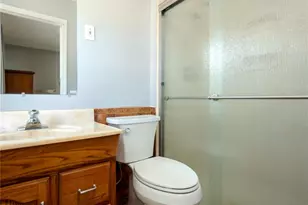 5032 Kempf Dr, Saint Louis, MO 63128 - Photo 17