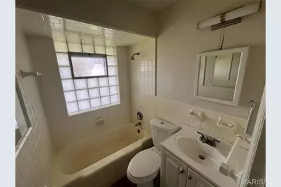 324 Gage Drive, Ferguson, MO 63135 - Photo 23