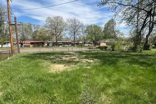 324 Gage Dr, Ferguson, MO 63135 - Photo 5