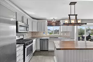 1838 Hackmann Hollow Dr, Wentzville, MO 63385 - Photo 17