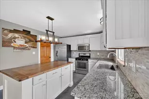 1838 Hackmann Hollow Dr, Wentzville, MO 63385 - Photo 15