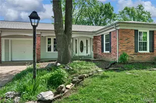 1944 Pepperrell Dr, Saint Louis, MO 63146 - Photo 3