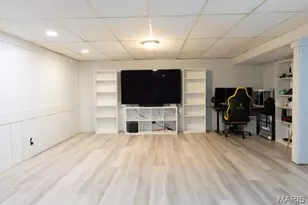 1944 Pepperrell Dr, Saint Louis, MO 63146 - Photo 13