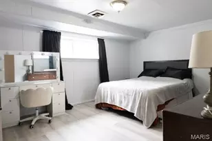 1944 Pepperrell Dr, Saint Louis, MO 63146 - Photo 15