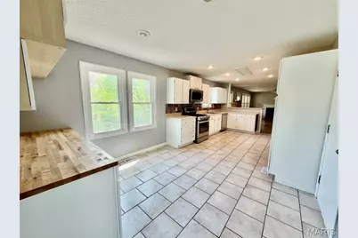 1944 Pepperrell Drive, Saint Louis, MO 63146 - Photo 9