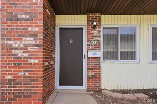8795 Sieloff Dr, Saint Louis, MO 63042 - Photo 1