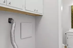 8795 Sieloff Dr, Saint Louis, MO 63042 - Photo 29