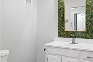 8795 Sieloff Dr, Saint Louis, MO 63042 - Photo 25