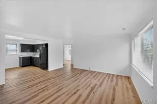 9604 Ridge Ave, Overland, MO 63114 - Photo 11