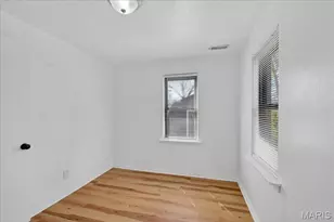 9604 Ridge Ave, Overland, MO 63114 - Photo 23