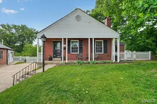 8502 Douglas Ct, Brentwood, MO 63144 - Photo 1