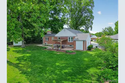 8502 Douglas Court, Brentwood, MO 63144 - Photo 33