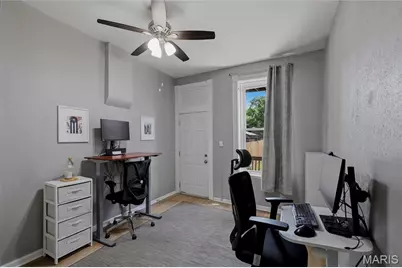 3000 S Compton Avenue, Saint Louis, MO 63118 - Photo 9