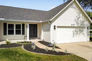 3137 Harpers Ferry Dr, O'Fallon, MO 63368 - Photo 3