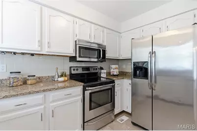 2466 Maple Crossing Drive, Ballwin, MO 63011 - Photo 15