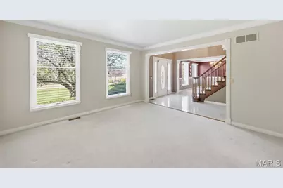 1823 York Ridge Court, Chesterfield, MO 63017 - Photo 3