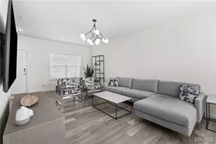 10 Hidden Bluffs Dr, Lake Saint Louis, MO 63367 - Photo 5