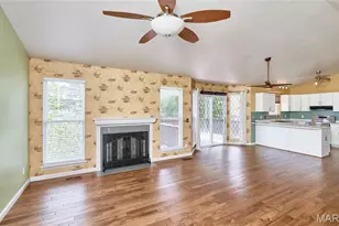 131 Hollyhock Dr, Troy, MO 63379 - Photo 7