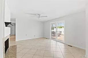 9506 Trinadad Ln, Saint Louis, MO 63126 - Photo 11