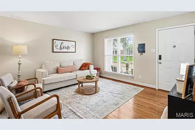 10179 Buffton Drive, Saint Louis, MO 63123 - Photo 7