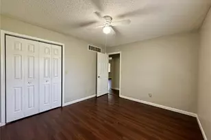 1714 Wallace St, Poplar Bluff, MO 63901 - Photo 7
