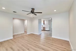 1329 S Wheaton Dr, Saint Charles, MO 63301 - Photo 7