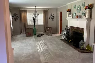 514 Carson Rd, Ferguson, MO 63135 - Photo 3