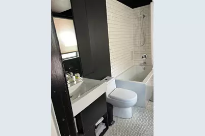 6314 S Rosebury Avenue #2E, Clayton, MO 63105 - Photo 11