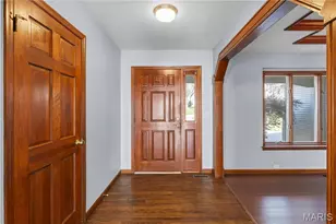 4 Scarsdale Manor Ct, Saint Charles, MO 63303 - Photo 3