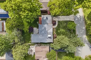 38 Whitehall Ct, Brentwood, MO 63144 - Photo 41