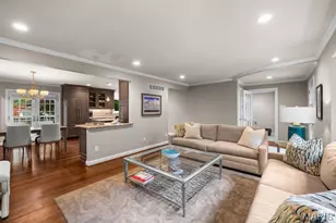 38 Whitehall Ct, Brentwood, MO 63144 - Photo 7