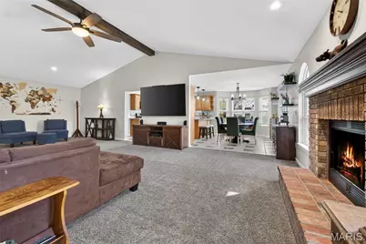18 Locust Hills Court, O'Fallon, MO 63366 - Photo 7