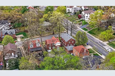 7487 Kingsbury Boulevard, University City, MO 63130 - Photo 31