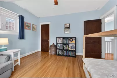 7487 Kingsbury Boulevard, University City, MO 63130 - Photo 21