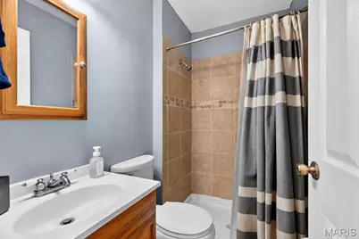 2150 Canterbury Drive, Florissant, MO 63033 - Photo 11