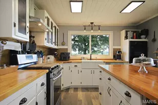 31337 Hudson Rd, Lebanon, MO 65536 - Photo 23