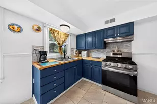 730 Babler Dr, Florissant, MO 63031 - Photo 9