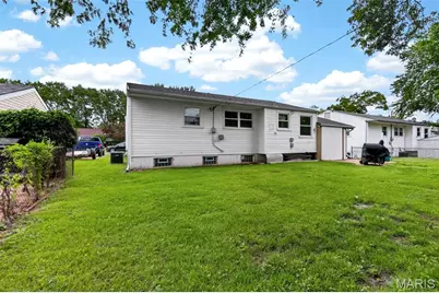 730 Babler Drive, Florissant, MO 63031 - Photo 23