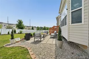 1932 Maryland Oaks Cir, Maryland Heights, MO 63146 - Photo 23