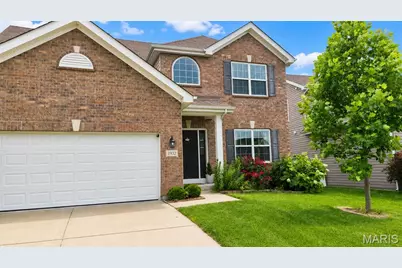 1932 Maryland Oaks Circle, Maryland Heights, MO 63146 - Photo 1