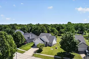 328 Bristol Pl, O'Fallon, MO 63366 - Photo 49