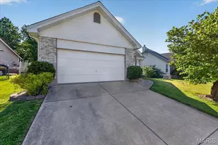 328 Bristol Pl, O'Fallon, MO 63366 - Photo 55