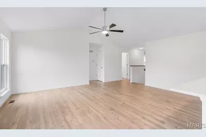 18432 Boone Ridge Manor Drive, Truesdale, MO 63380 - Photo 11