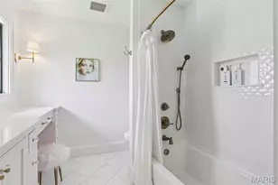 853 Elmtree Ln, Kirkwood, MO 63122 - Photo 35