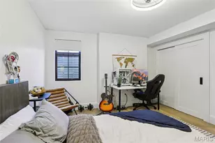 853 Elmtree Ln, Kirkwood, MO 63122 - Photo 45